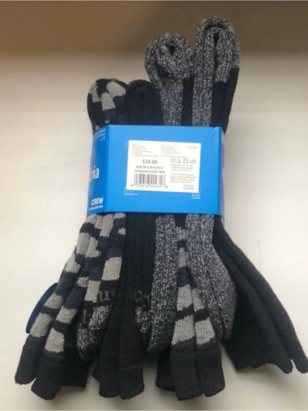 New Columbia Socks Men’s 4 Pair Black & Gray Casual Outdoor Activewear Crew Sock